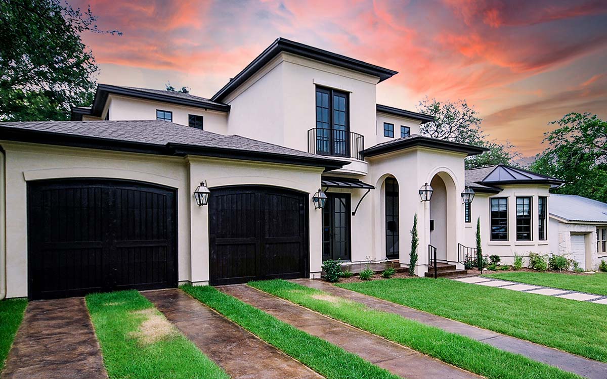 Entire House Front Left View Austin Texas Custom Home Builder and Re modeler Texas Artisan Homes 3 copy 2
